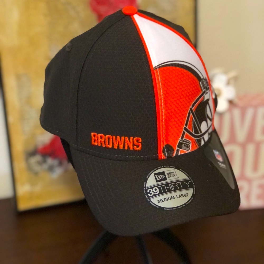 - Cleveland Browns Cap, never worn